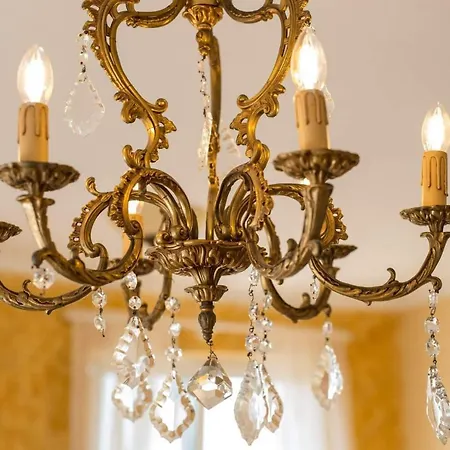 Francesca Apartmanlakasa דירה