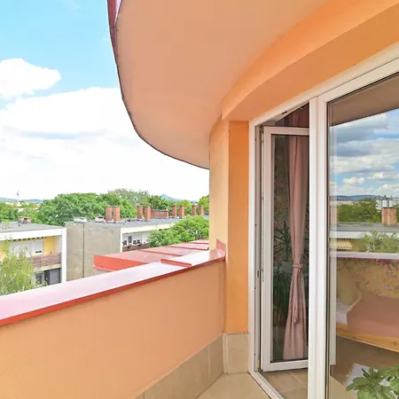 Апартаменты Francesca Apartmanlakasa